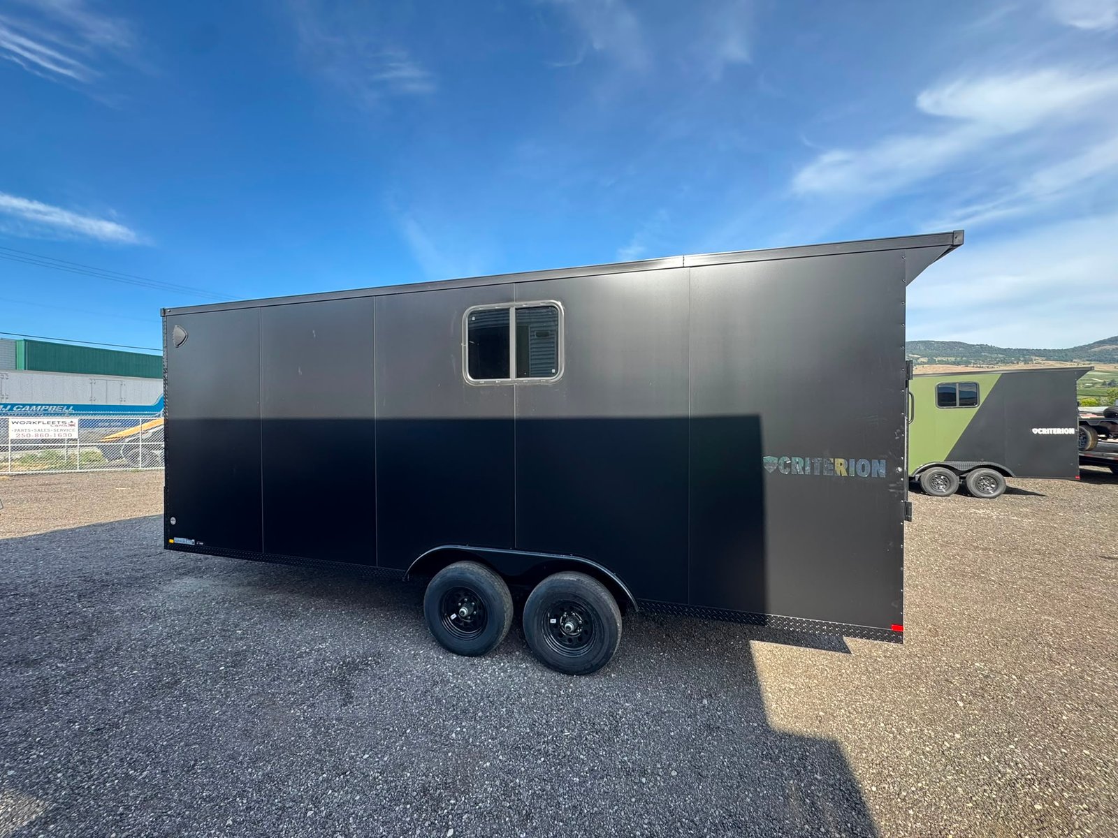 Custom 20′ V-Nose Enclosed Trailer